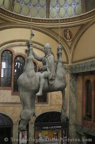 Hanging Horse Prague