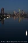 Photo Main River Reflections Frankfurt